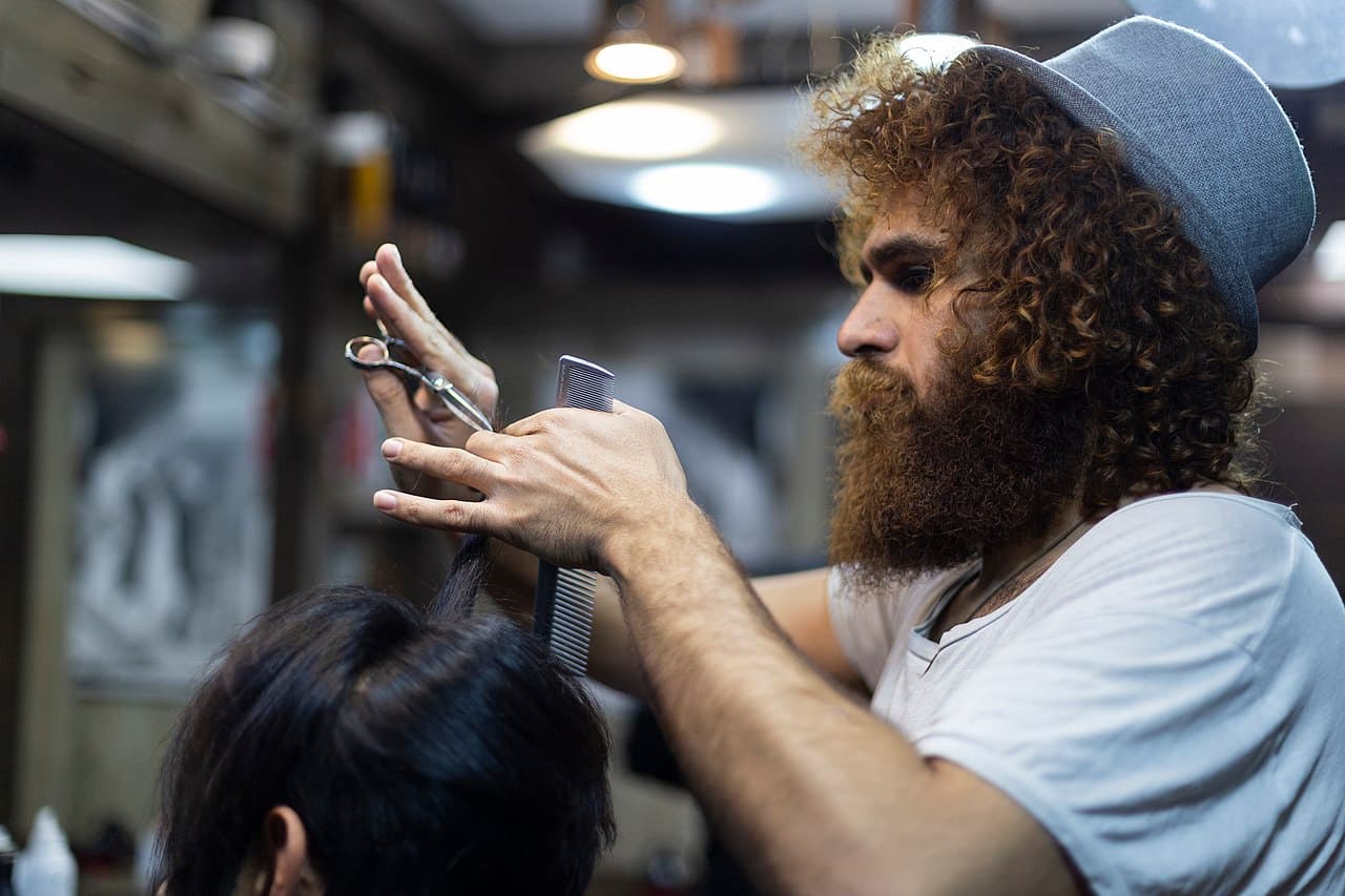 Corte y arreglo de barba en Macho's Barber Shop